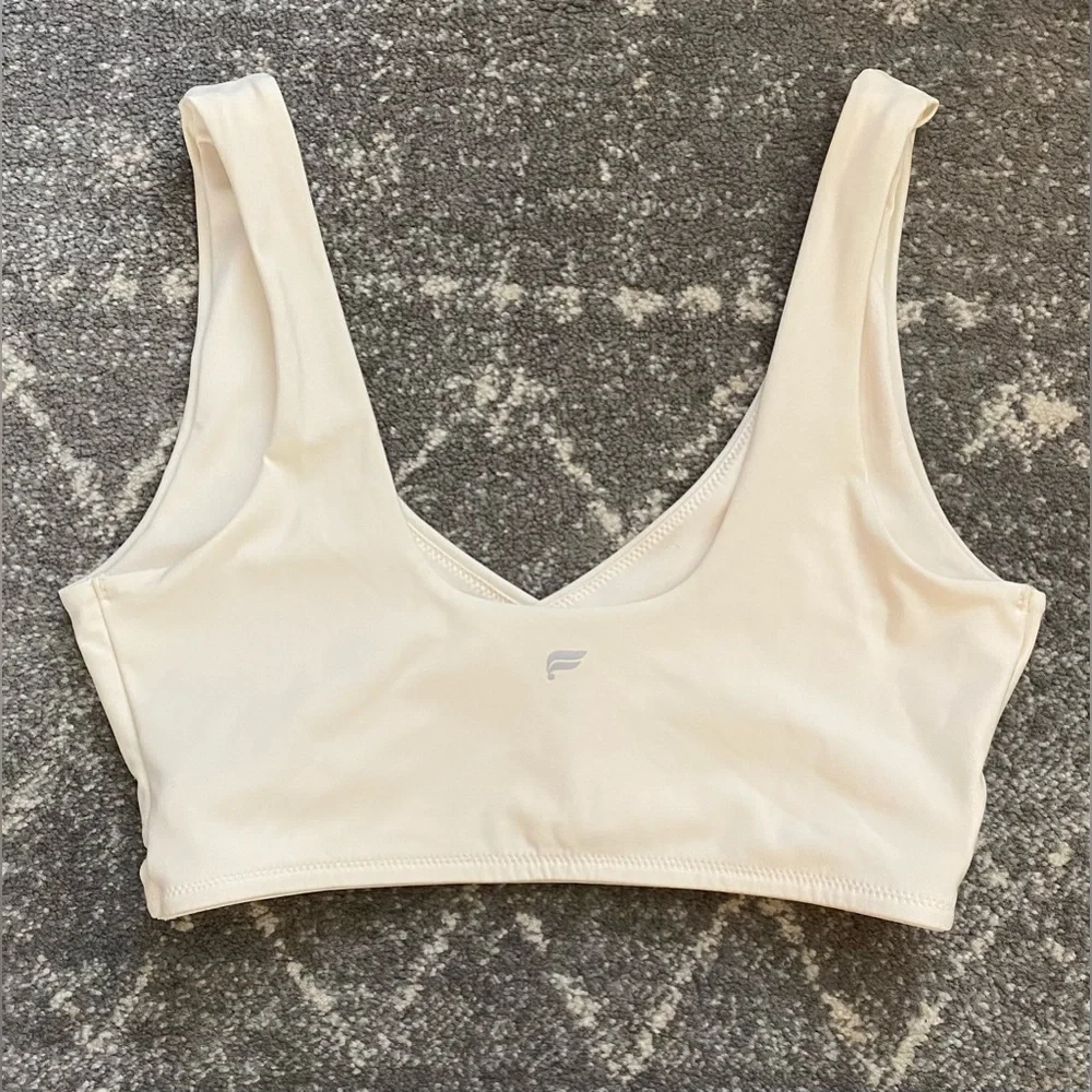 NWT- Fabletics low impact Crossover sports bra Egret -Size Small - Picture 6 of 13